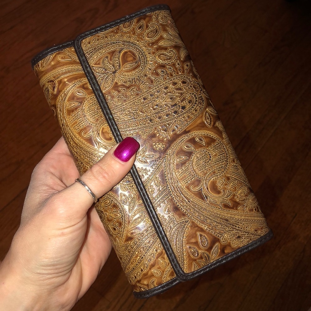 👝 Relic Boho Wallet 👝